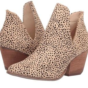 Leopard booties